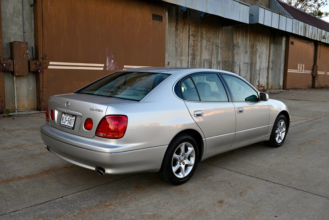 2004 Lexus GS 2nd Gen - Image 12 of 31