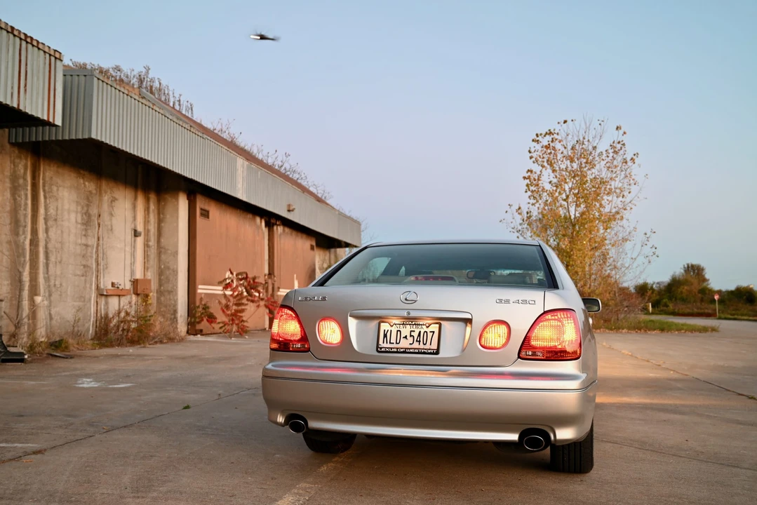 2004 Lexus GS 2nd Gen - Image 14 of 31