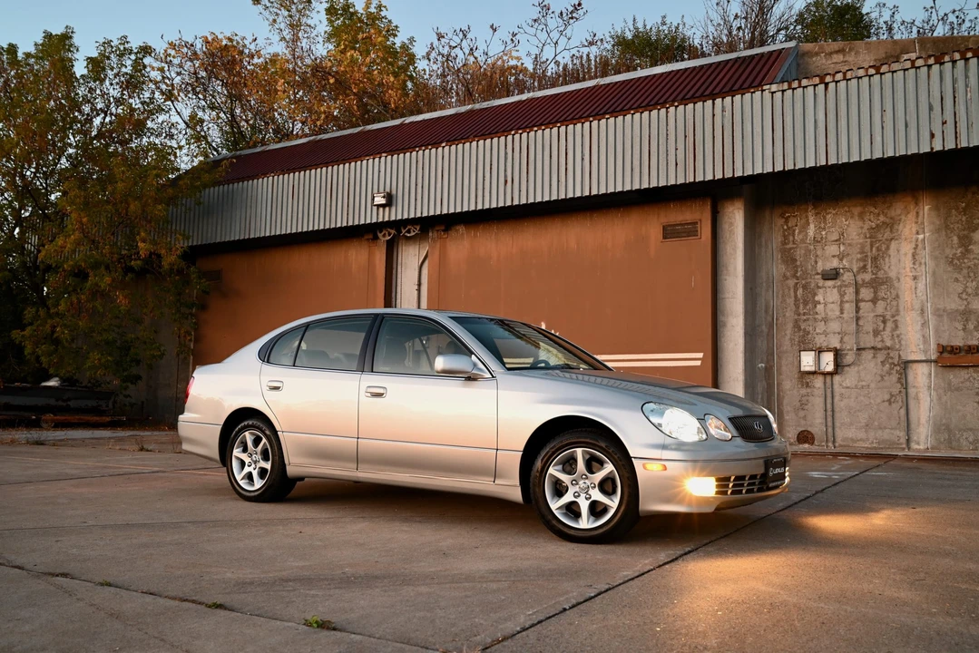 2004 Lexus GS 2nd Gen - Image 9 of 31
