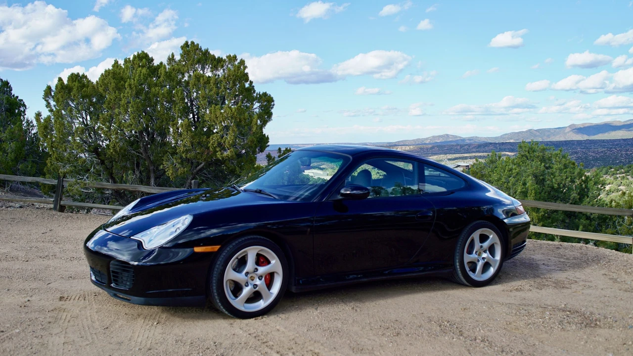 2004 Porsche 996 Carrera 4S - Image 18 of 31
