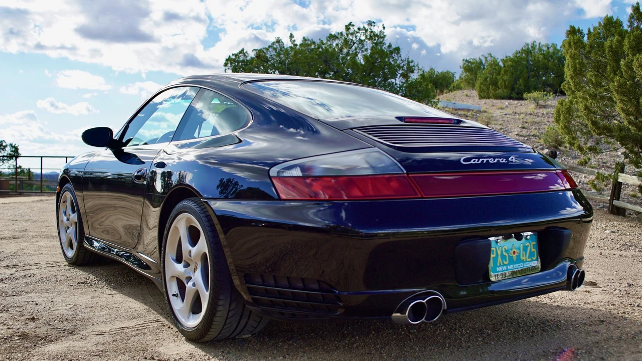 2004 Porsche 996 Carrera 4S - Image 26 of 31