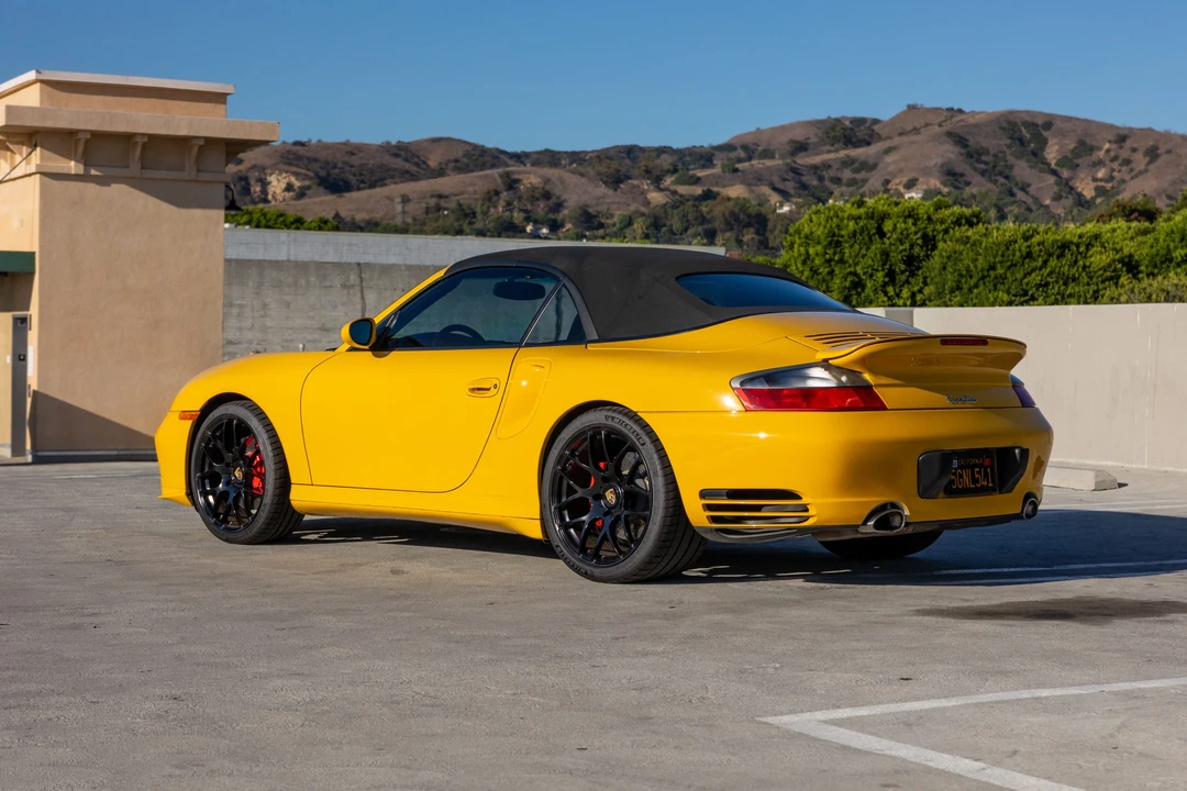 2004 Porsche 996 Turbo - Image 25 of 31