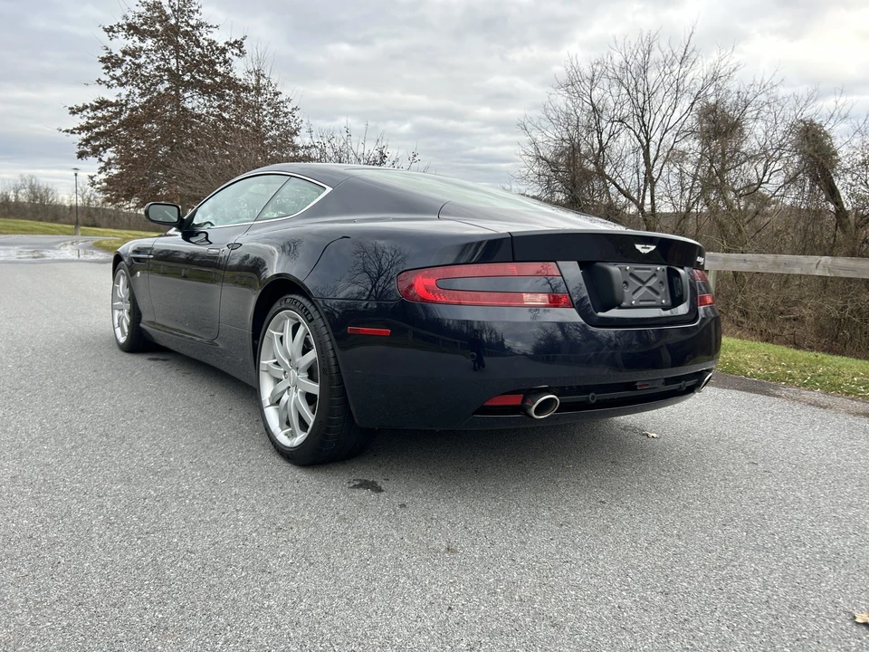2005 Aston Martin DB9 - Image 19 of 31