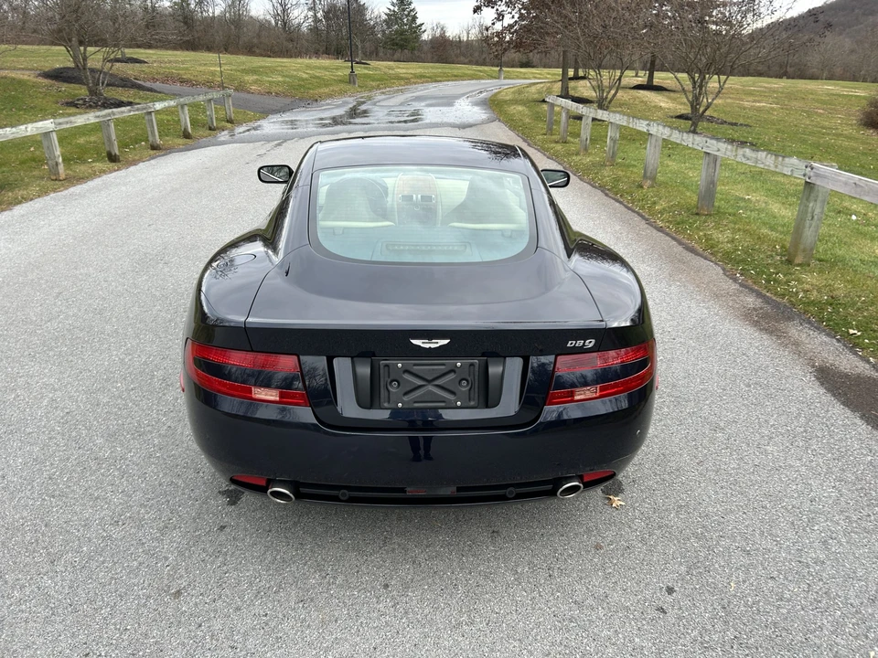 2005 Aston Martin DB9 - Image 18 of 31