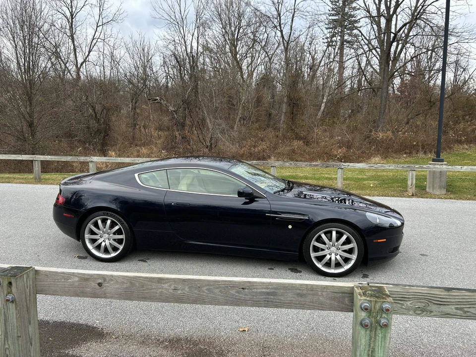 2005 Aston Martin DB9 - Image 12 of 31