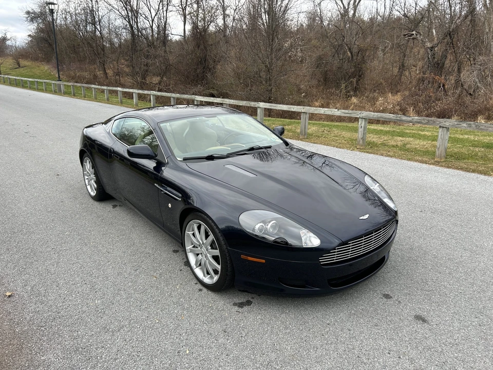 2005 Aston Martin DB9 - Image 9 of 31
