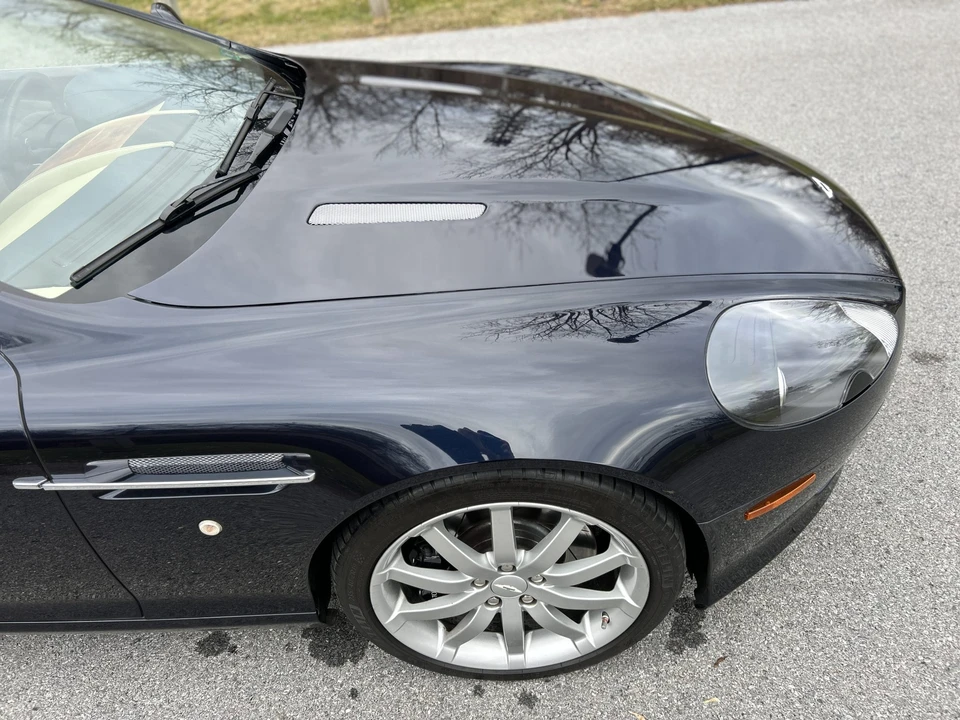 2005 Aston Martin DB9 - Image 30 of 31