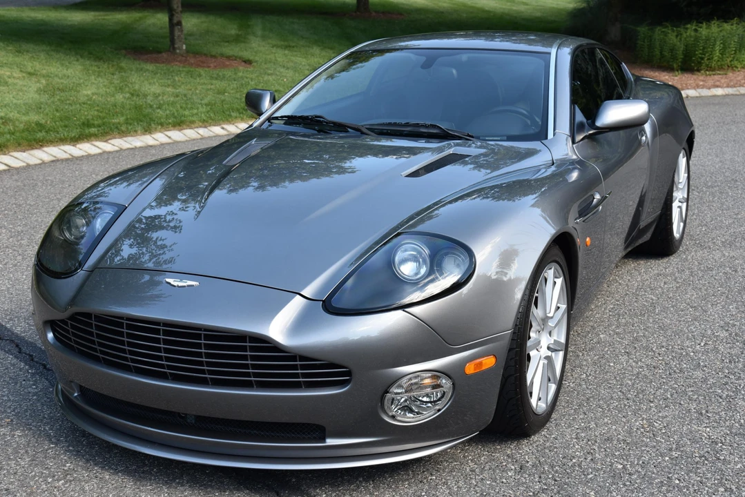 2005 Aston Martin Vanquish 1st Gen - Image 3 of 31