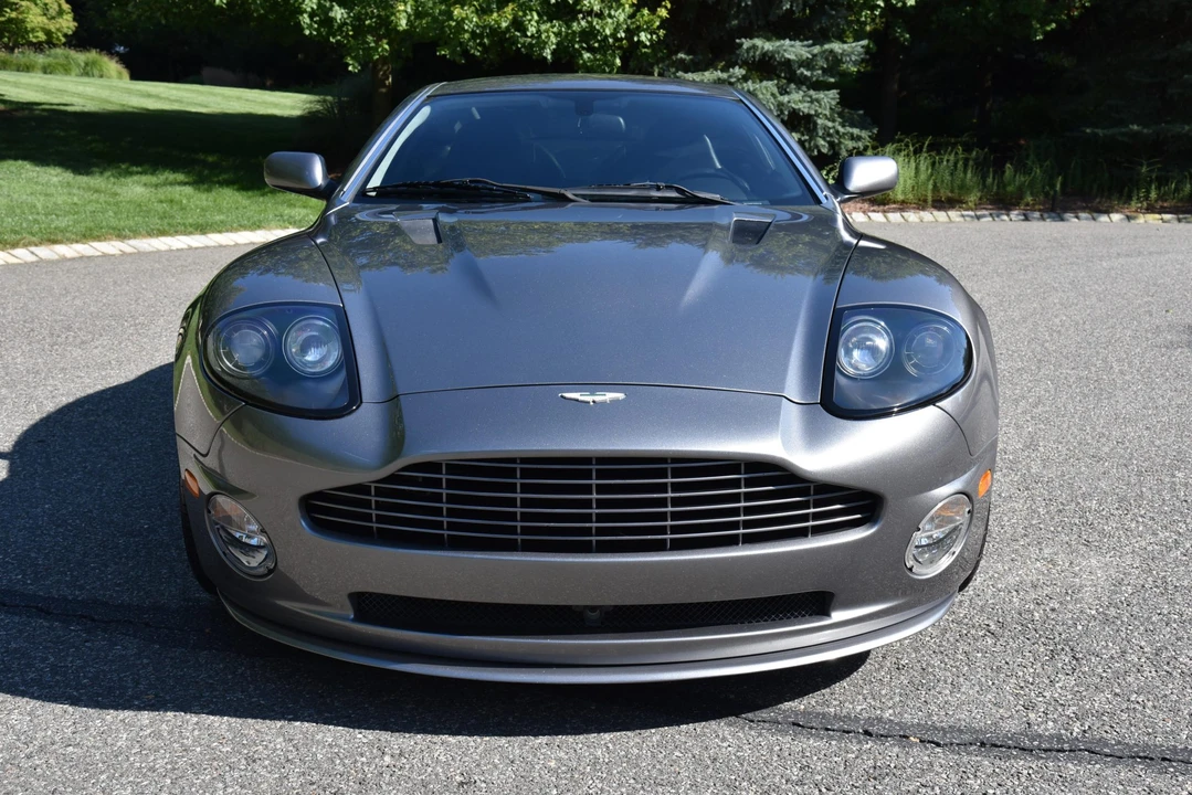 2005 Aston Martin Vanquish 1st Gen - Image 4 of 31
