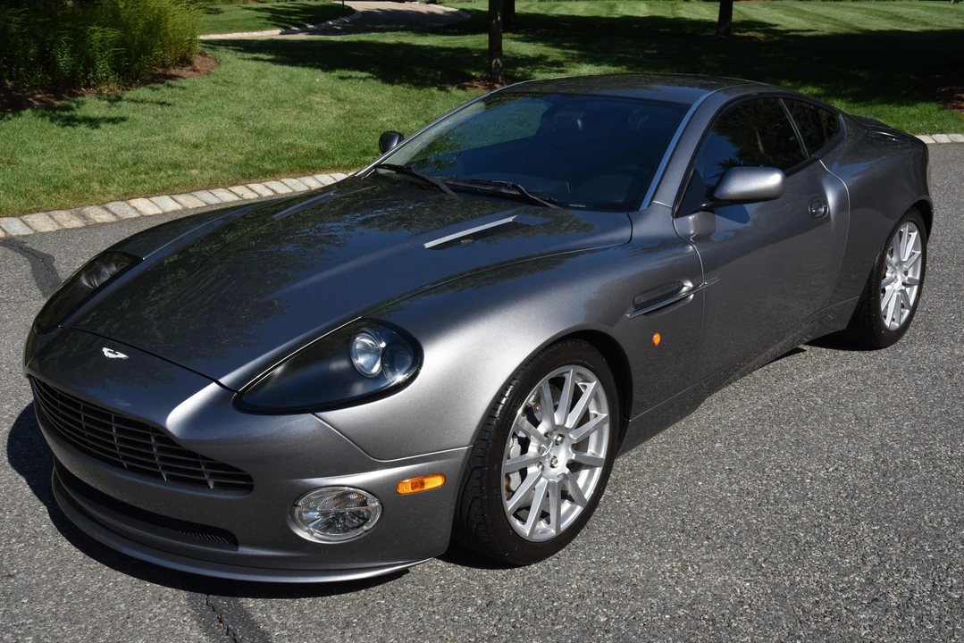 2005 Aston Martin Vanquish 1st Gen - Image 2 of 31