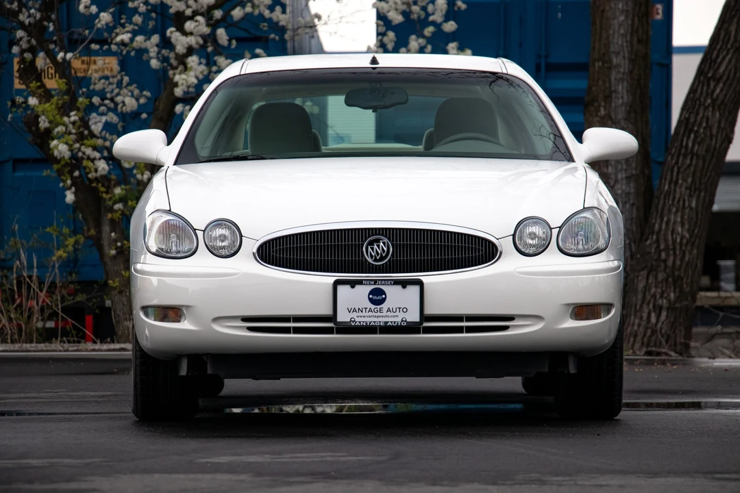 2005 Buick LaCrosse - Image 25 of 31