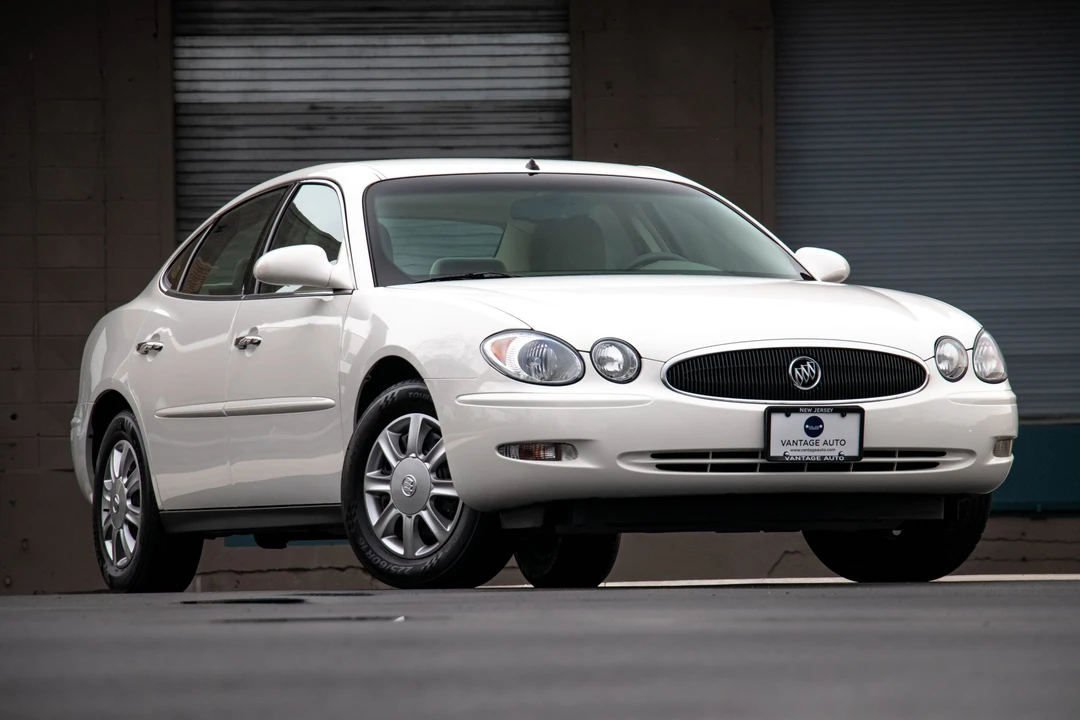 2005 Buick LaCrosse - Image 17 of 31