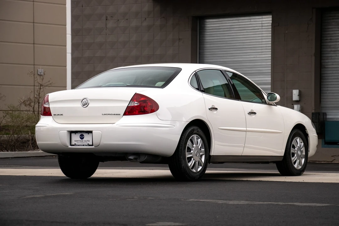 2005 Buick LaCrosse - Image 15 of 31