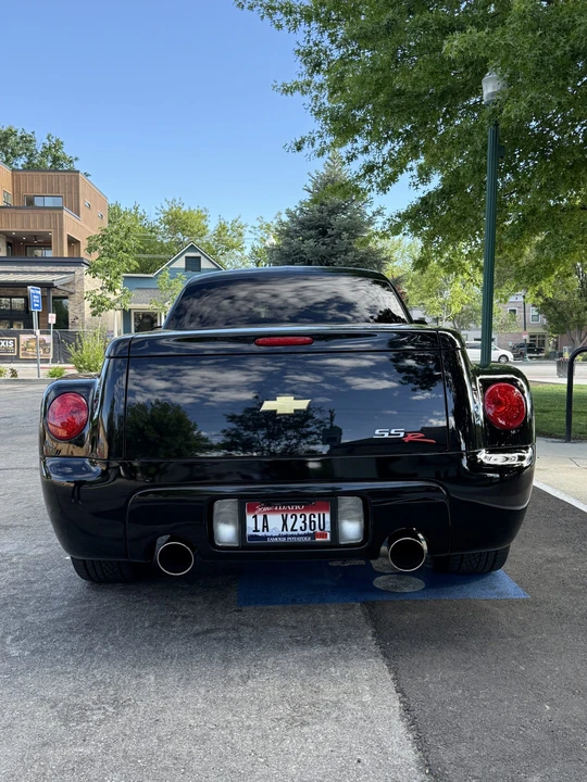 2005 Chevrolet SSR - Image 8 of 31