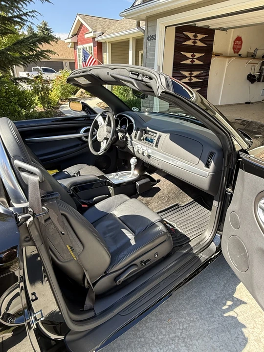 2005 Chevrolet SSR - Image 21 of 31