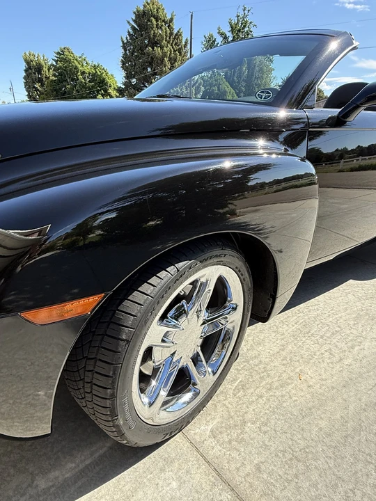 2005 Chevrolet SSR - Image 16 of 31
