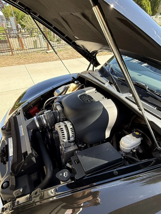 2005 Chevrolet SSR - Image 29 of 31