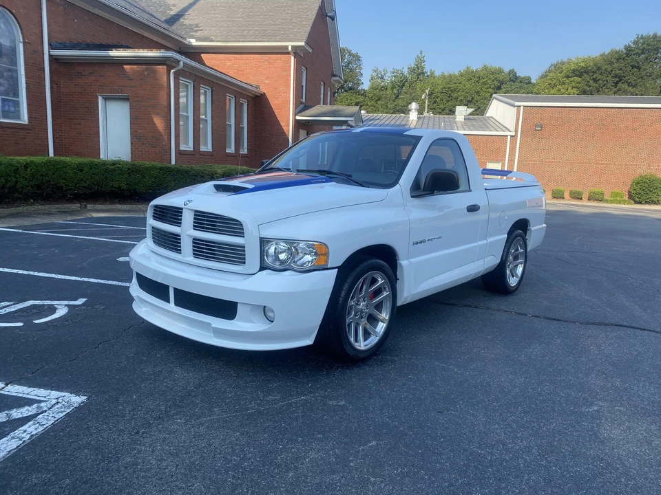 2005 Dodge Ram SRT-10 3rd Gen - Image 14 of 31