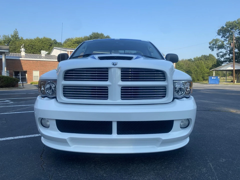 2005 Dodge Ram SRT-10 3rd Gen - Image 22 of 31