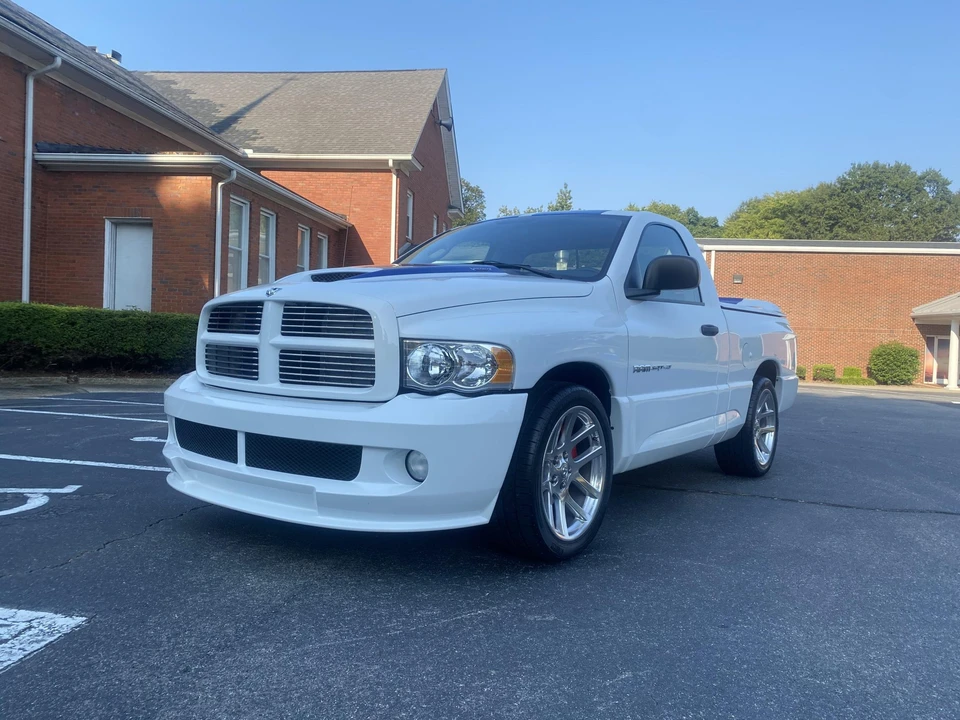 2005 Dodge Ram SRT-10 3rd Gen - Image 13 of 31
