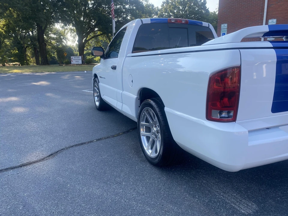 2005 Dodge Ram SRT-10 3rd Gen - Image 25 of 31