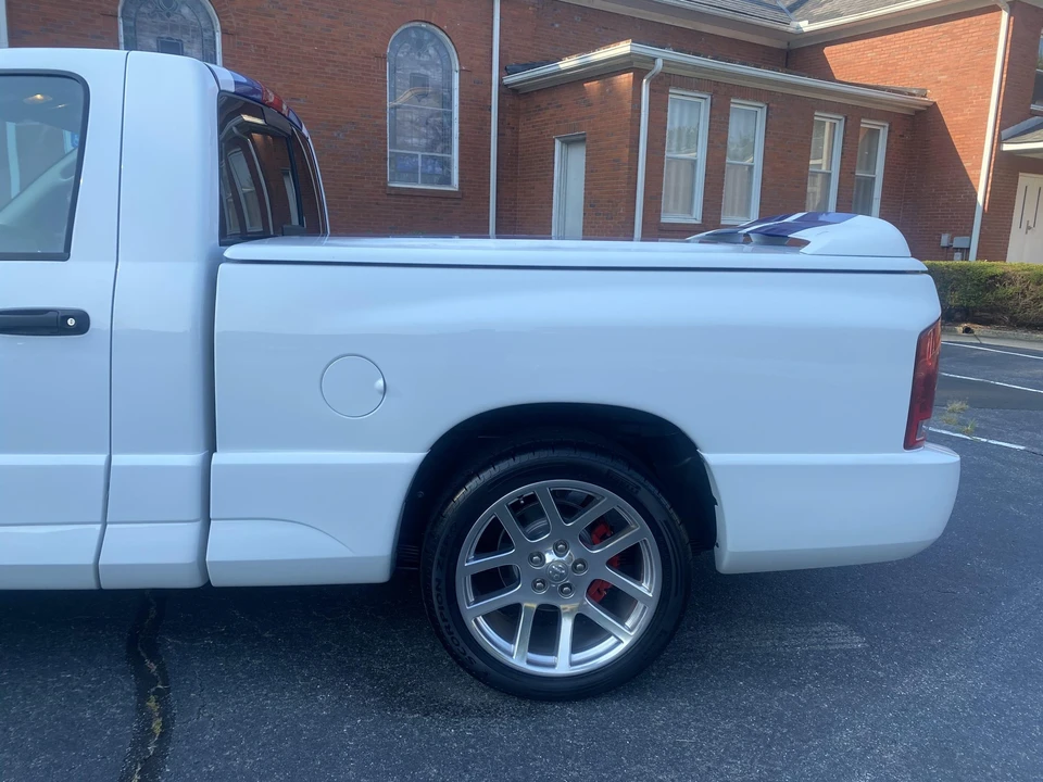 2005 Dodge Ram SRT-10 3rd Gen - Image 24 of 31