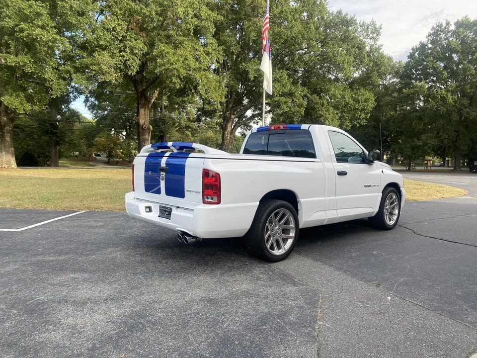 2005 Dodge Ram SRT-10 3rd Gen - Image 7 of 31