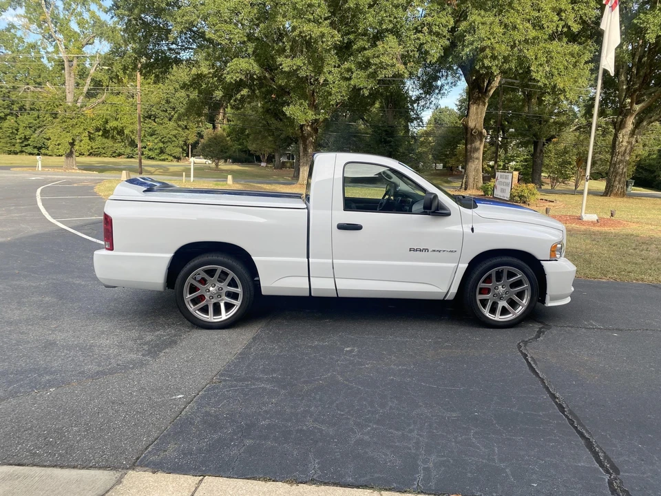 2005 Dodge Ram SRT-10 3rd Gen - Image 8 of 31