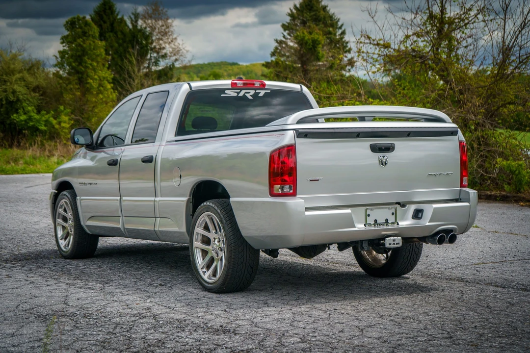 2005 Dodge Ram SRT-10 3rd Gen - Image 11 of 31