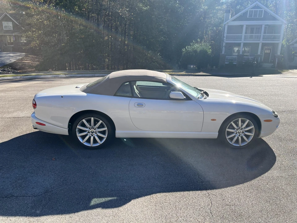2005 Jaguar X100 XK8 - Image 15 of 31