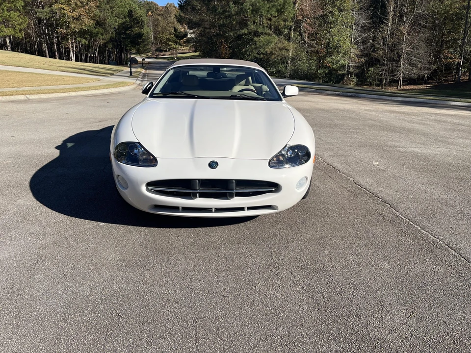 2005 Jaguar X100 XK8 - Image 19 of 31