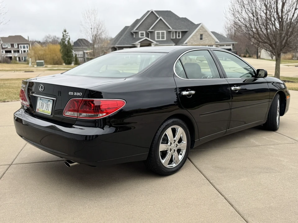 2005 Lexus ES 4th Gen - Image 21 of 31