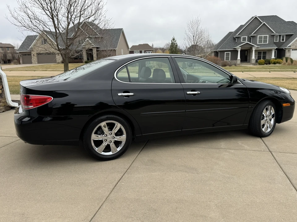 2005 Lexus ES 4th Gen - Image 20 of 31