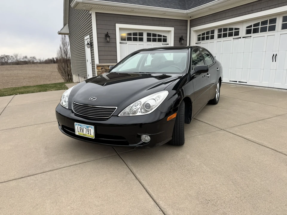 2005 Lexus ES 4th Gen - Image 5 of 31