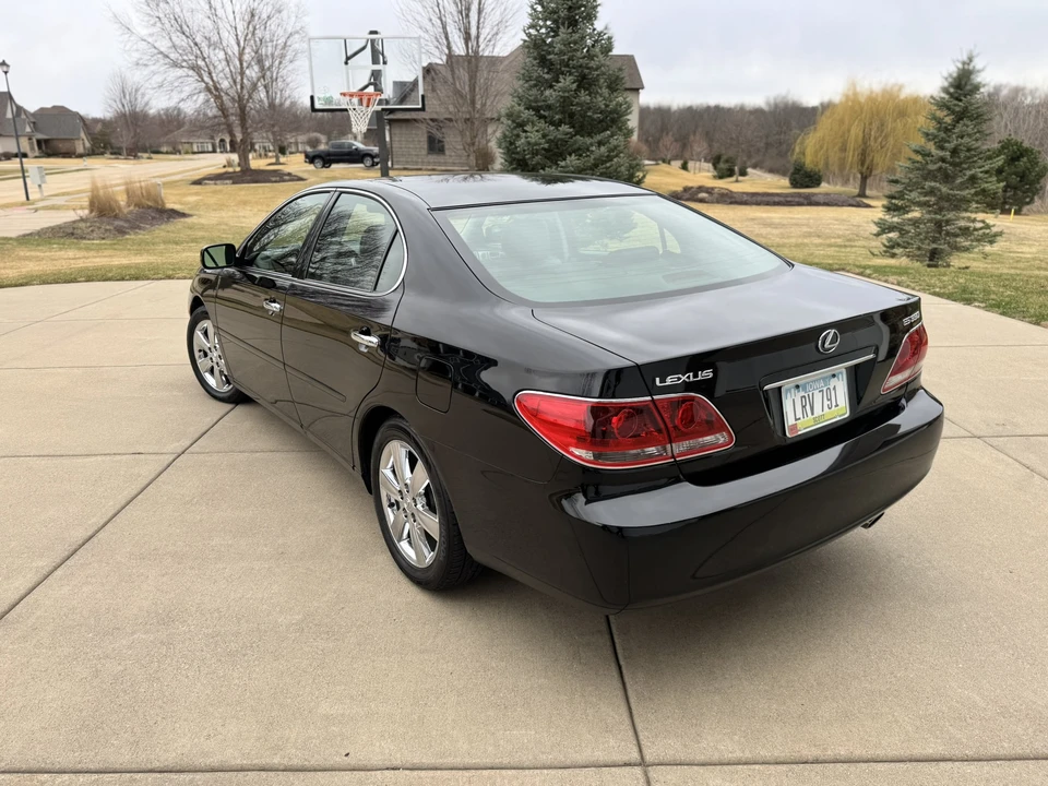 2005 Lexus ES 4th Gen - Image 28 of 31