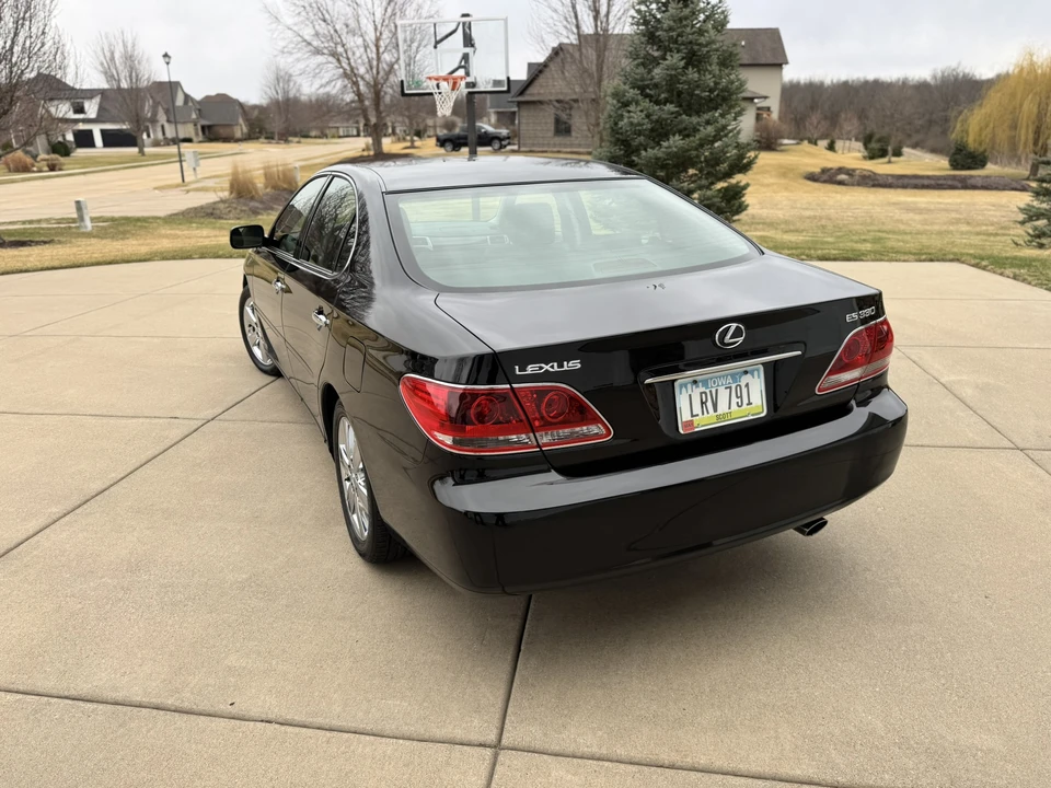 2005 Lexus ES 4th Gen - Image 26 of 31