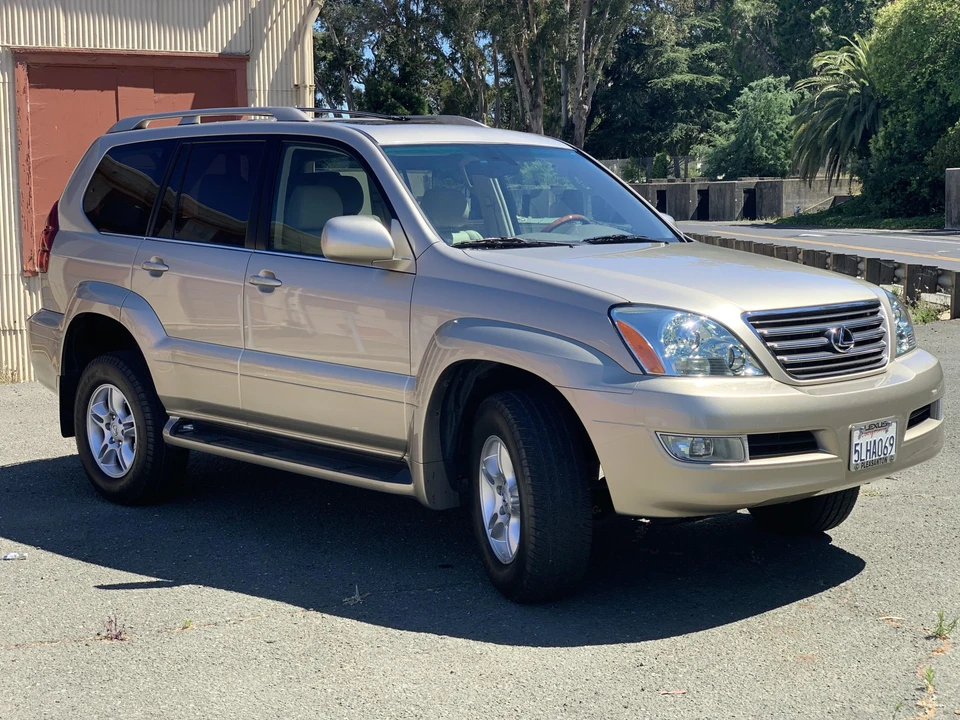 2005 Lexus GX 1st Gen - Image 8 of 31