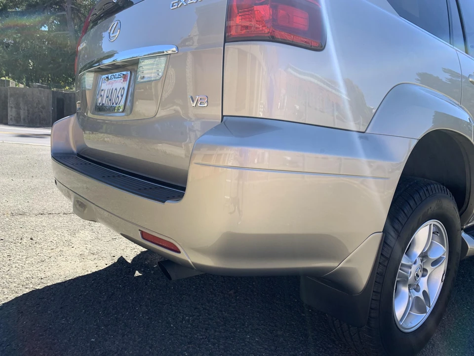 2005 Lexus GX 1st Gen - Image 23 of 31