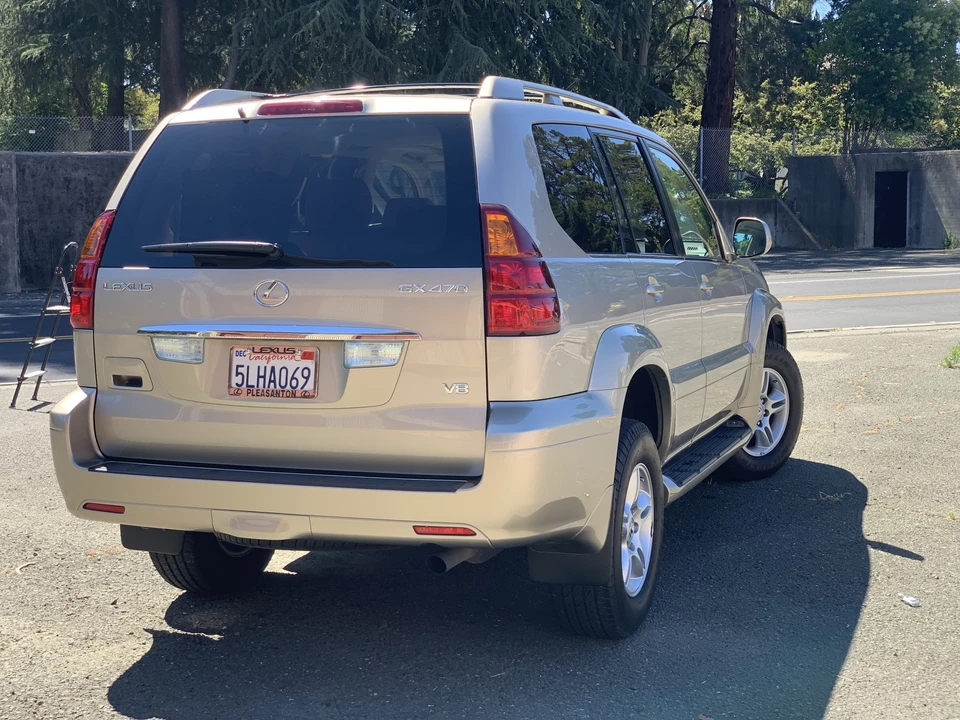 2005 Lexus GX 1st Gen - Image 9 of 31