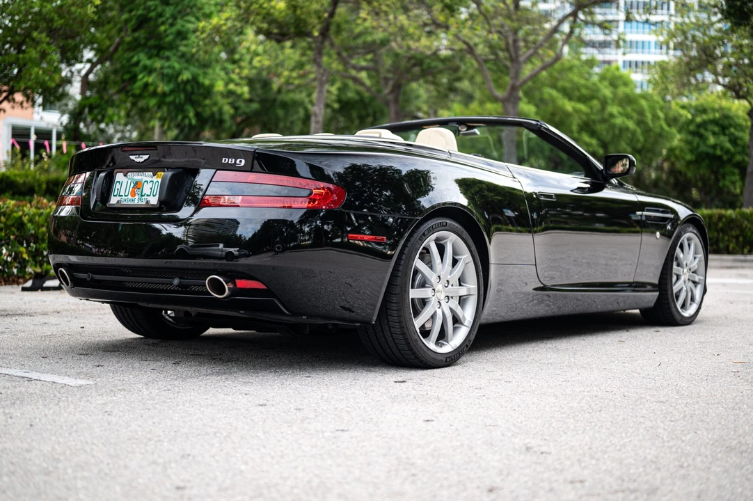 2006 Aston Martin DB9 - Image 11 of 31