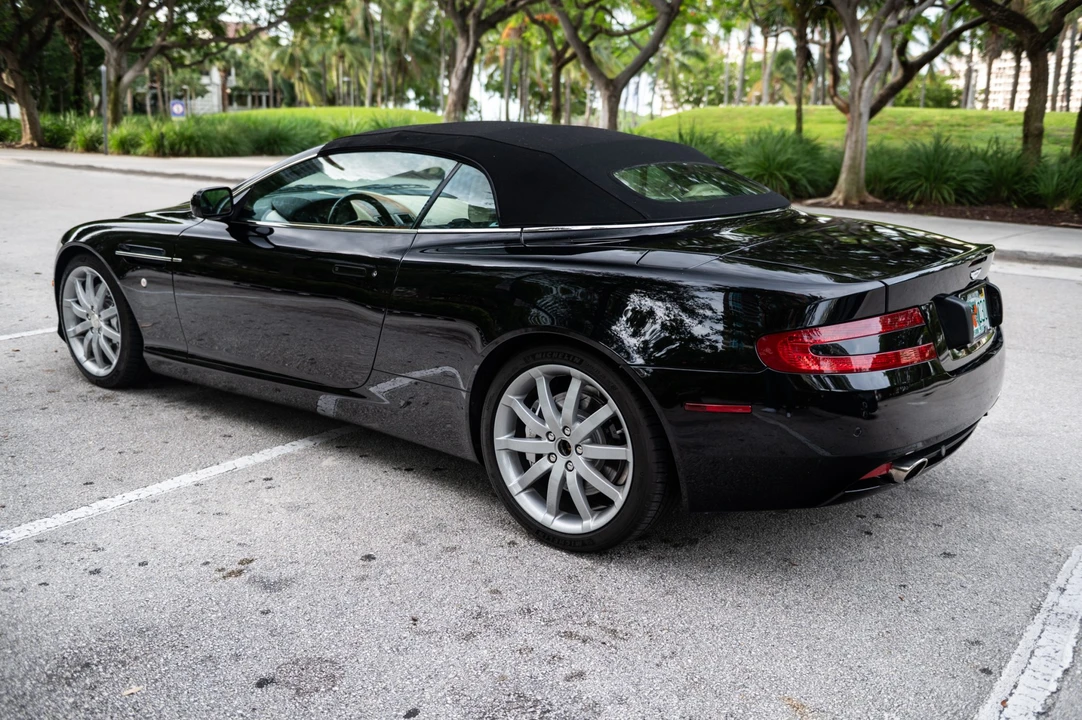 2006 Aston Martin DB9 - Image 19 of 31