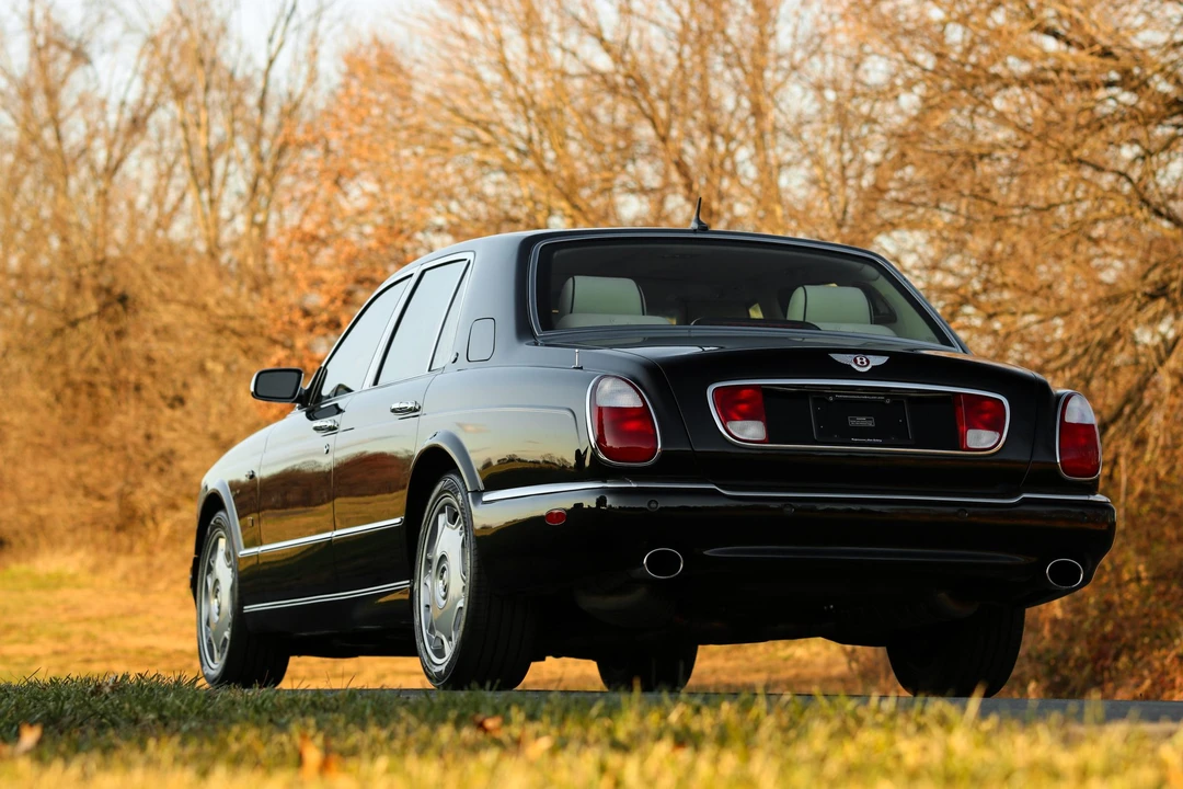 2006 Bentley Arnage R & RL - Image 9 of 31