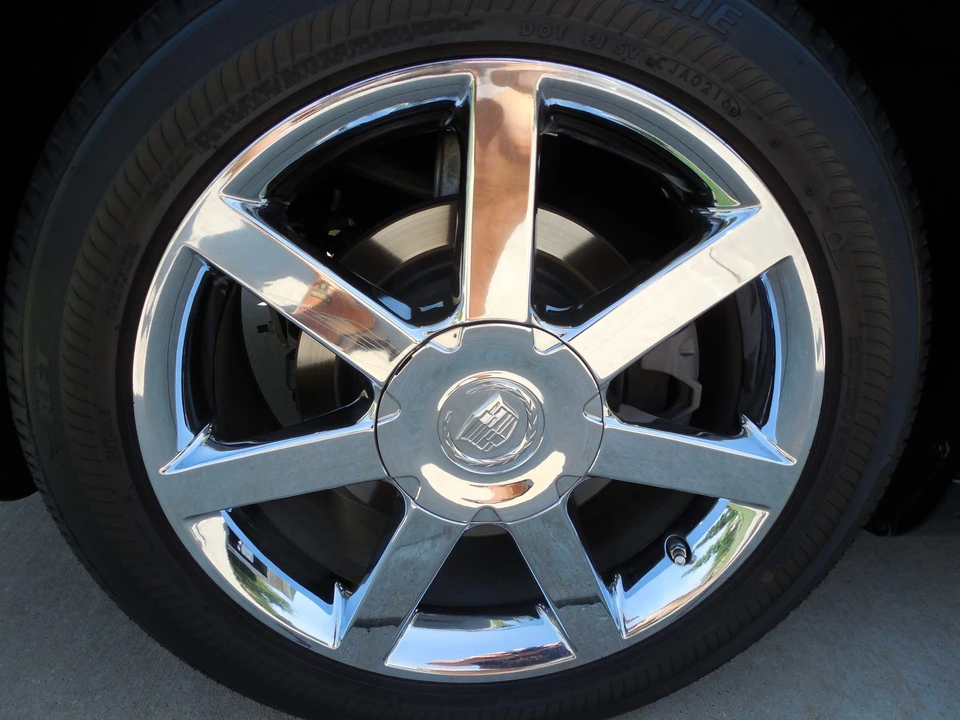 2006 Cadillac XLR - Image 27 of 31