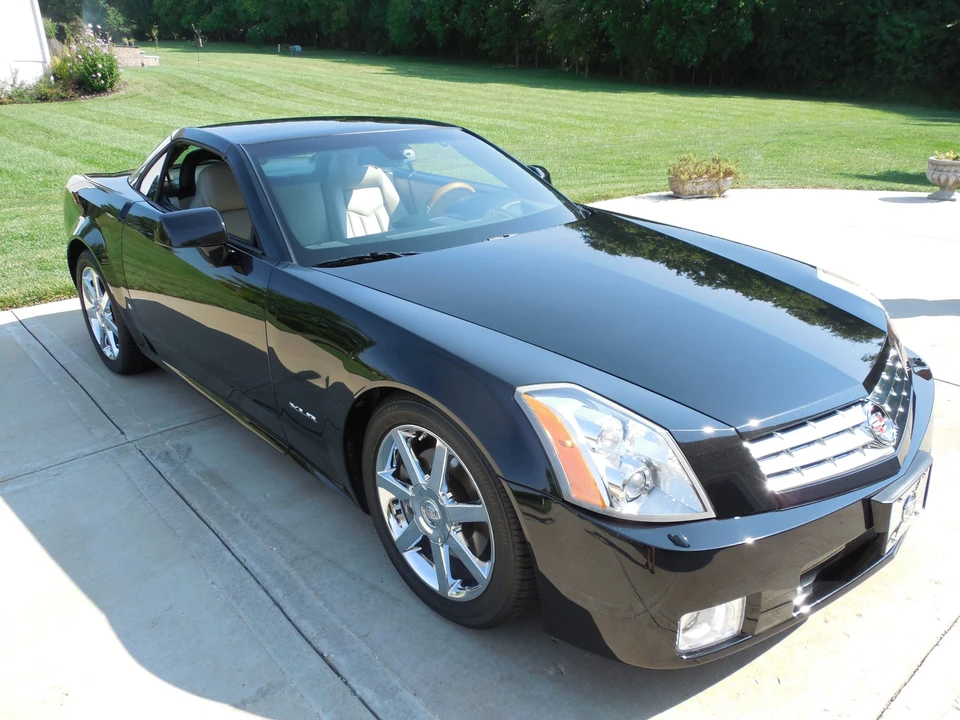 2006 Cadillac XLR - Image 5 of 31