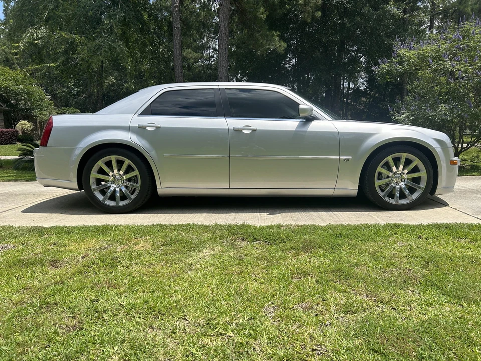 2006 Chrysler 300 (2005-2023) - Image 11 of 31