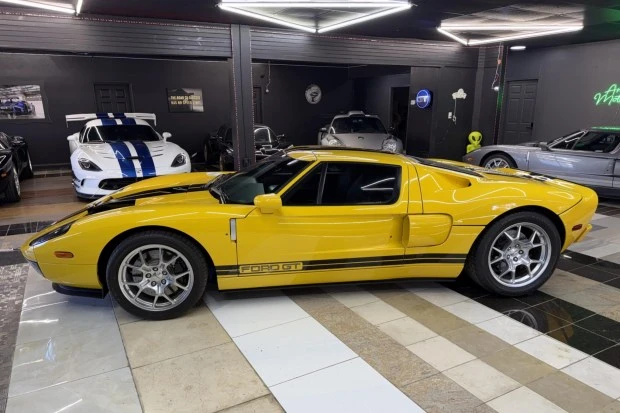 2006 Ford GT 1st Gen - Image 3 of 7