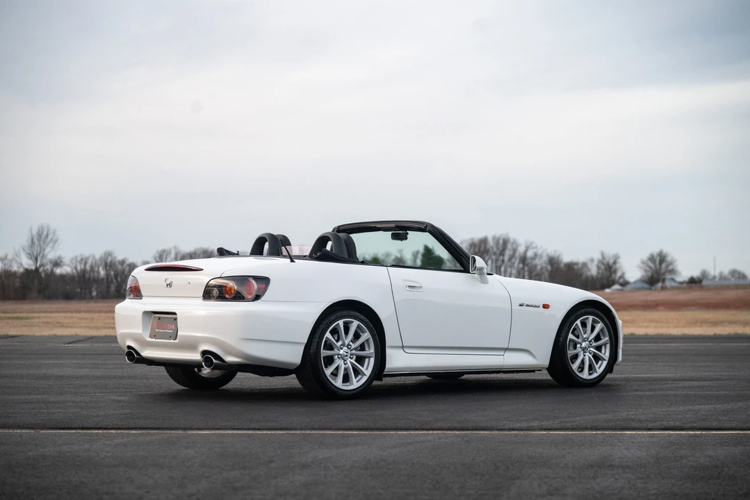 2006 Honda AP2 S2000 - Image 13 of 31