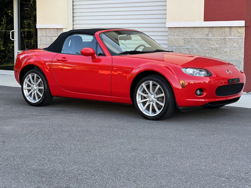 2006 Mazda NC MX-5 Miata - Image 10 of 31