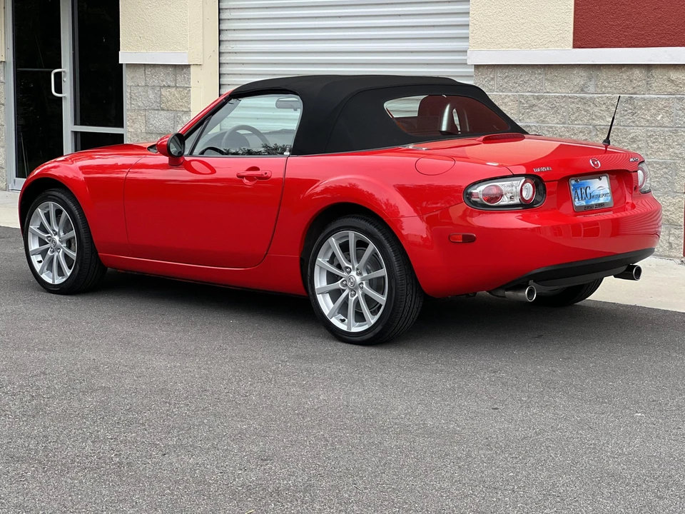2006 Mazda NC MX-5 Miata - Image 27 of 31