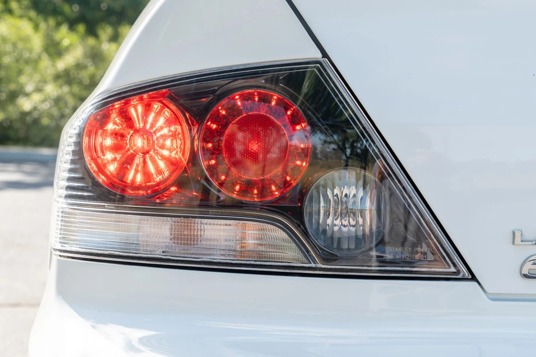 2006 Mitsubishi Lancer Evolution IX 8th Gen - Image 15 of 31